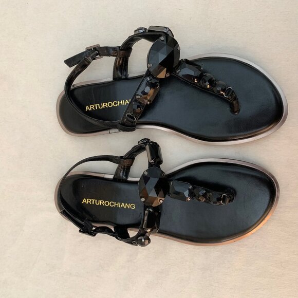 Arturo Chiang Women's Leather Sandals - Picture 6 of 9